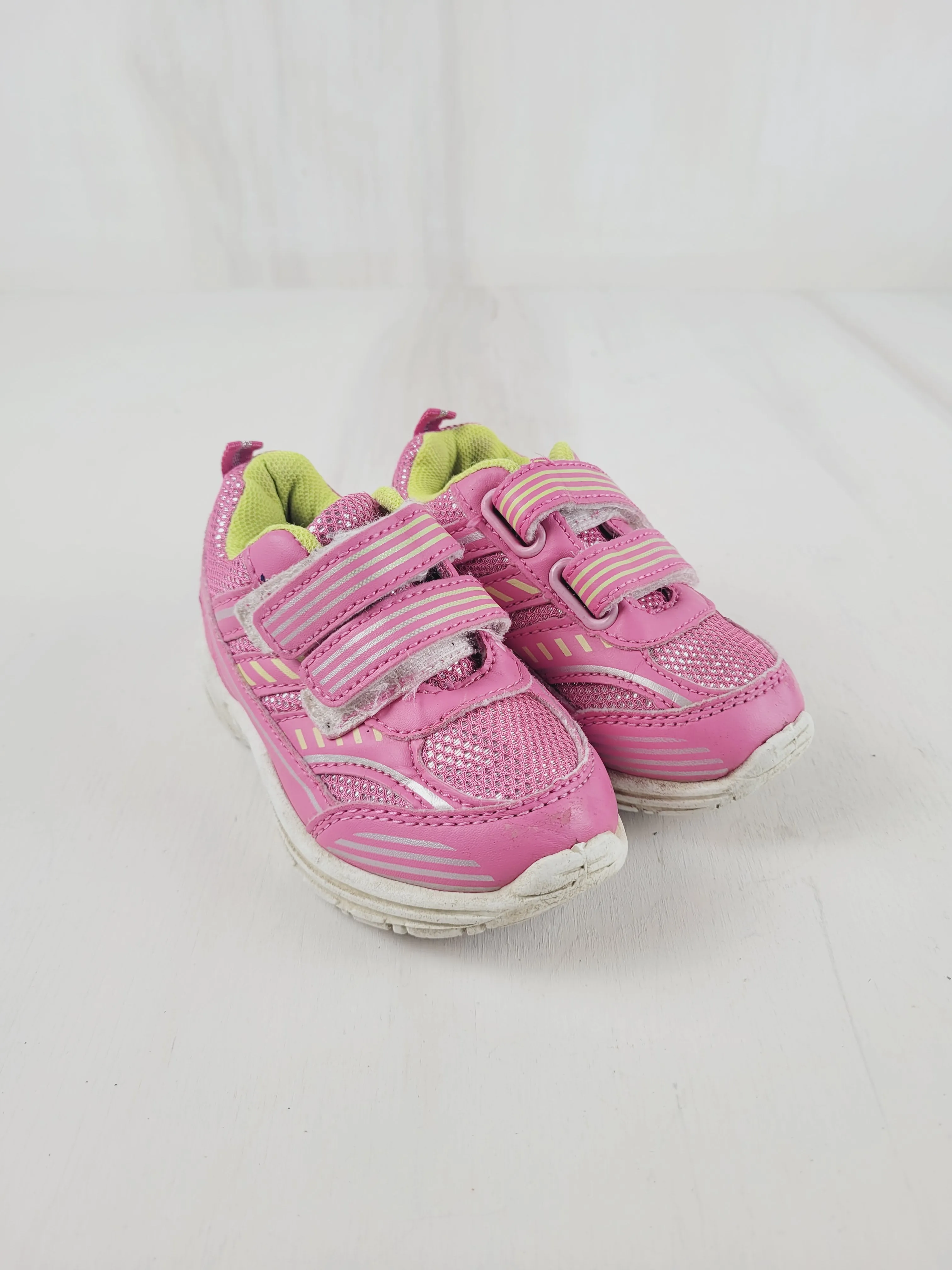 ATHLETIC WORKS PINK SNEAKERS CHILD SIZE 6 PRE-LOVED