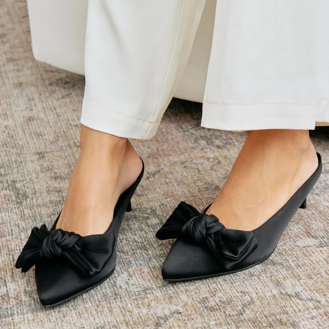 Bow Heeled Mule - Black