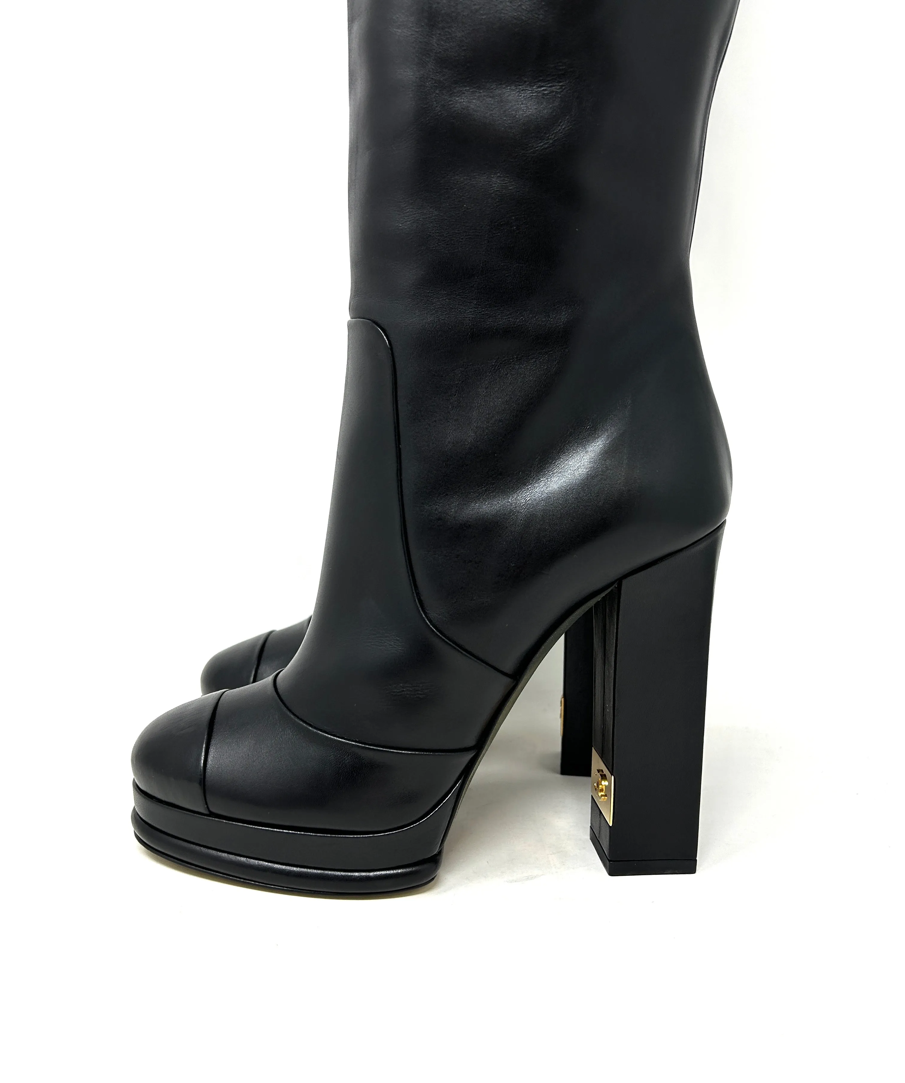 Chanel Black Leather Knee High Block Heel Pull On Boots Small 39 UK 6