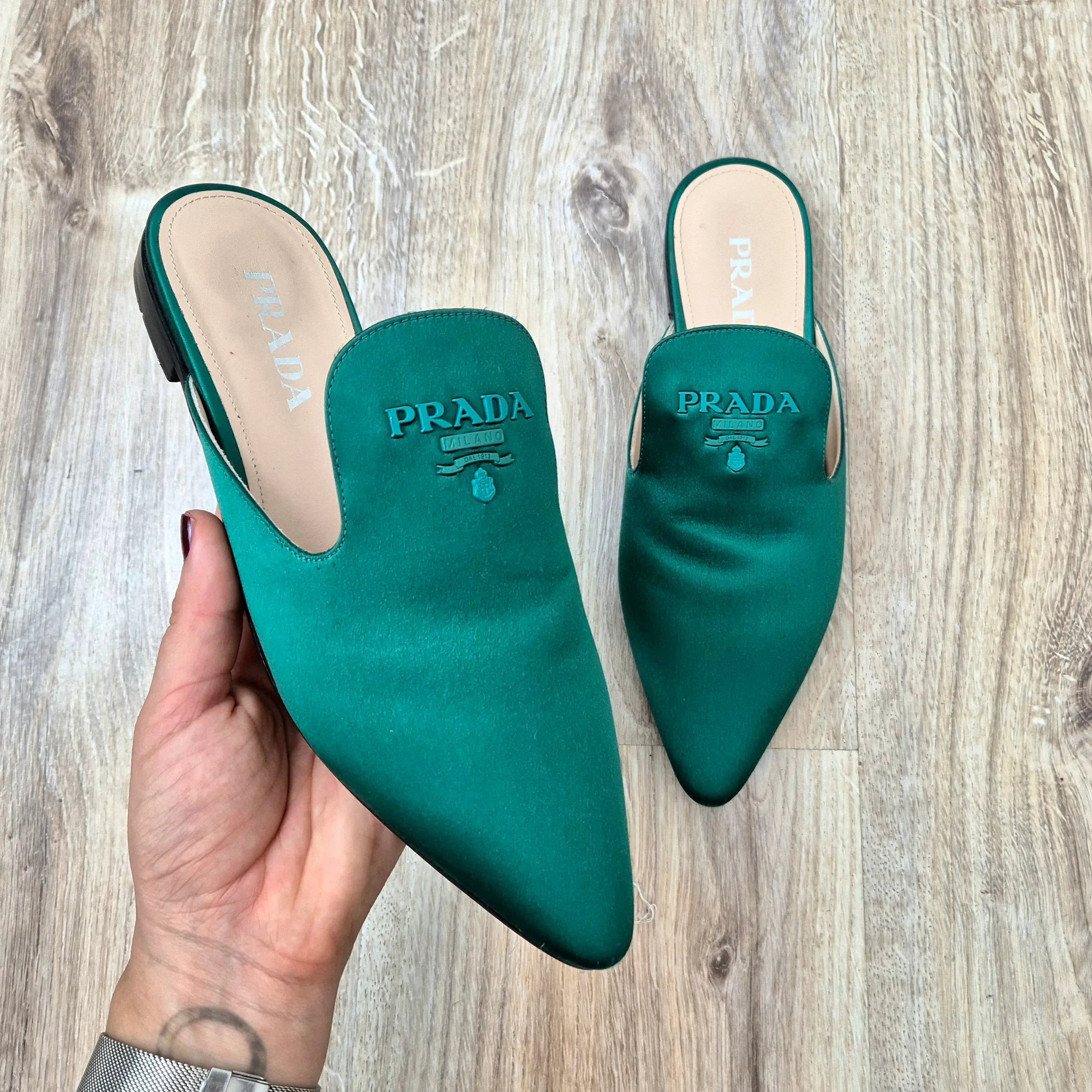 Prada | Mules in raso verde nr.39